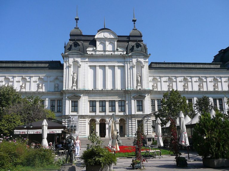Преместване на Националната галерия от Двореца в Квадрат 500