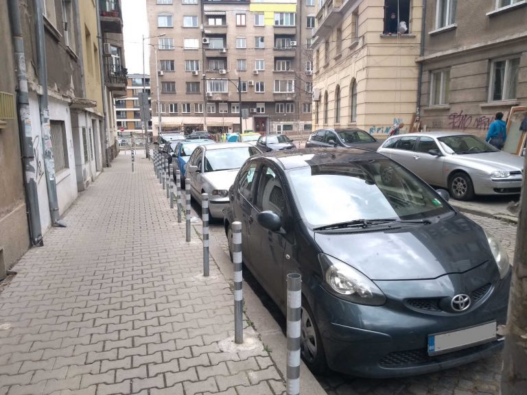 Приходите и натовареността на синя и зелена зона за паркиране