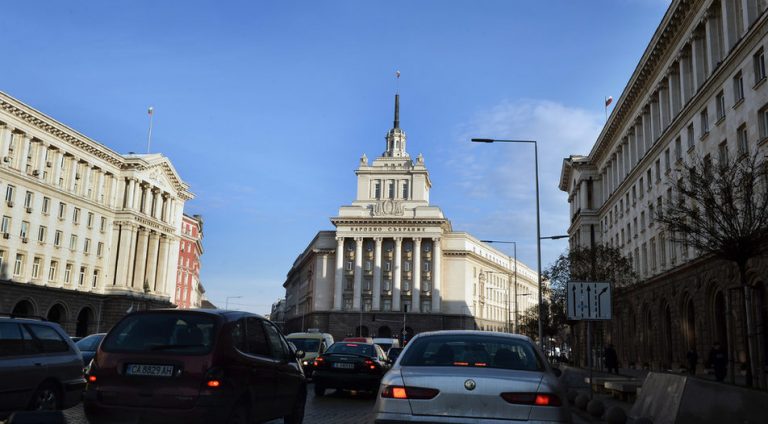 Двойно повече са станали колите в София за 10 години